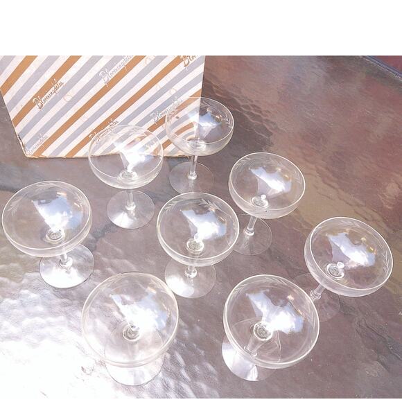 Vintage Princess House Etched Crystal Champagne Glasses Set of 8 Bloomingdales - Picture 1 of 7